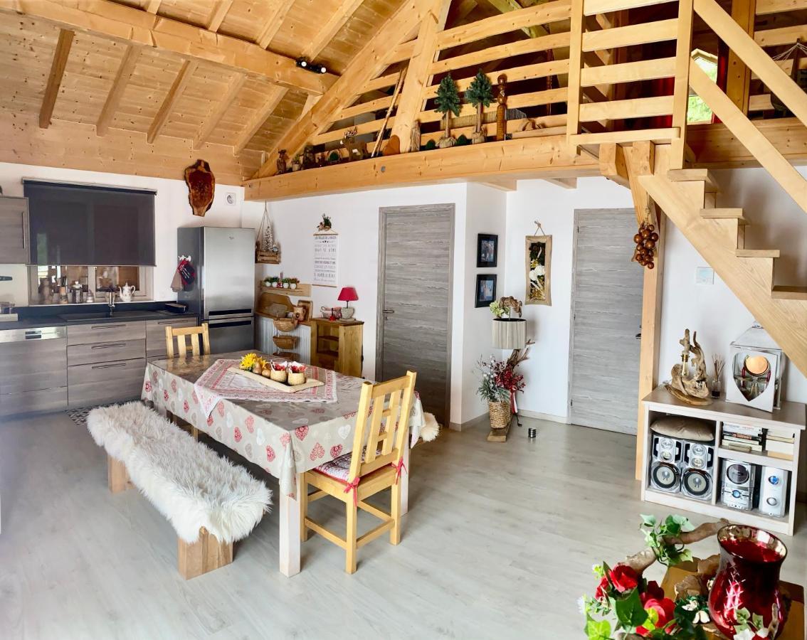 Вилла Chalet A La Campagne Coise-Saint-Jean-Pied-Gauthier Экстерьер фото